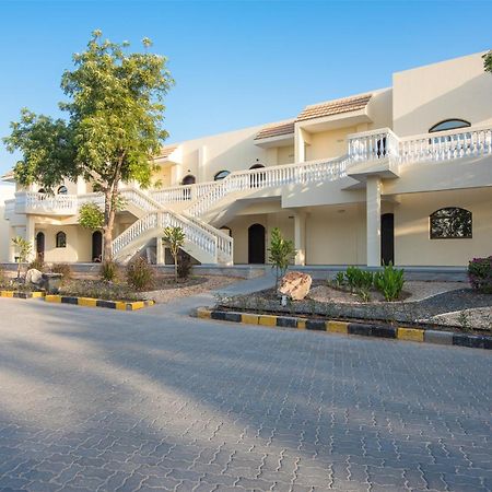 Barracuda Resort Умм-эль-Кайвайн Экстерьер фото