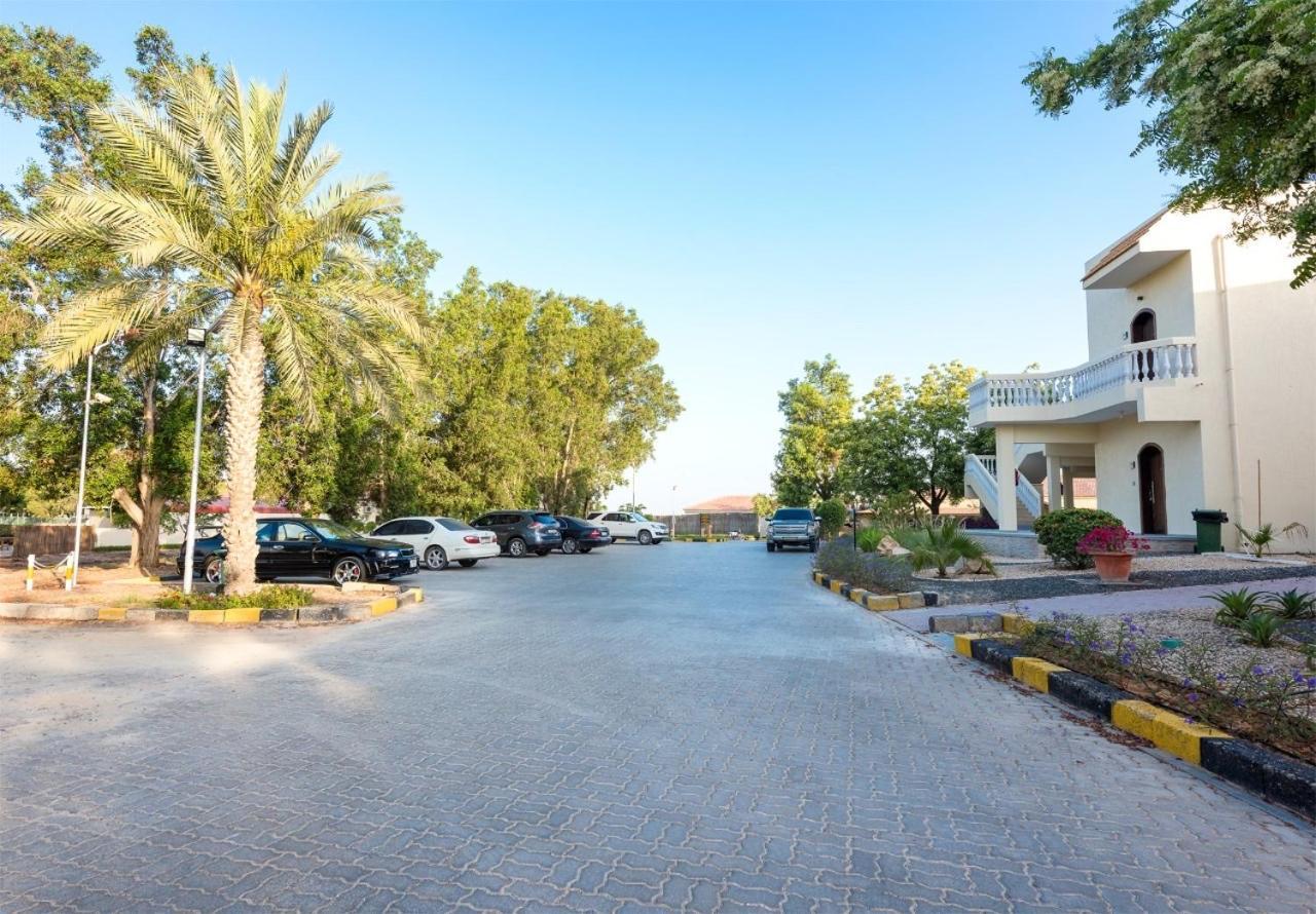 Barracuda Resort Умм-эль-Кайвайн Экстерьер фото