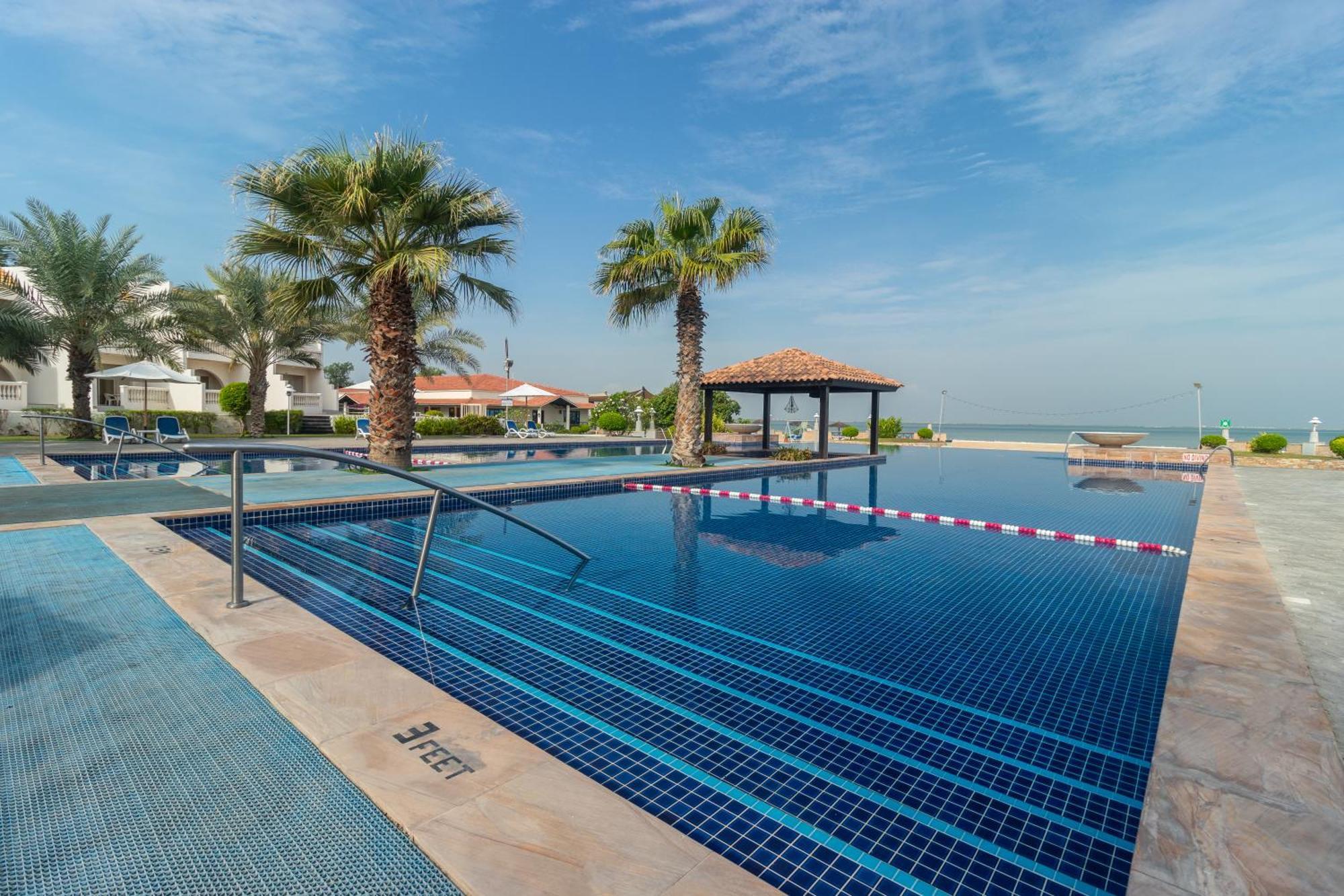 Barracuda Resort Умм-эль-Кайвайн Экстерьер фото